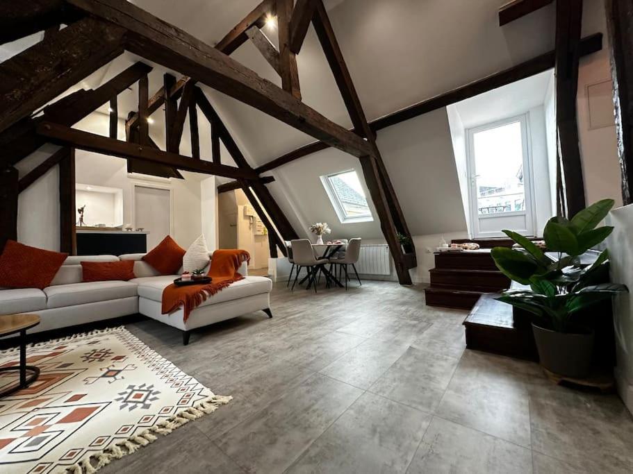 Charme, Poutres Et Elegance Apartment Chartres Luaran gambar