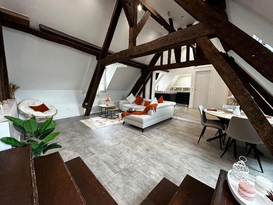 Charme, Poutres Et Elegance Apartment Chartres Luaran gambar